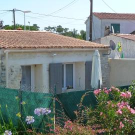 Maisonette de pays classée 3 étoiles, hotel a La Cotinière