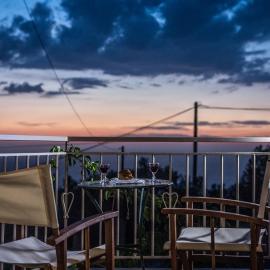 Aloni Studios & Apartments, hotel sa Athanion