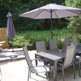 Ferienwohnungen TalBach、ジンメラートのホテル