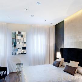 Kadrit Hotel, готель у місті Cadrete