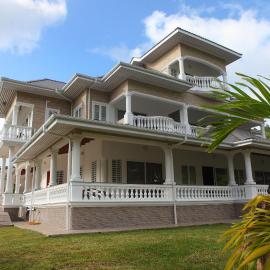 Grann Kaz Guest House, Hotel in Anse a La Mouche