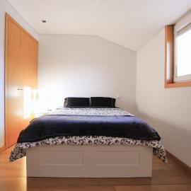 Bright Luxury Apartment، فندق في فيانا دو كاستيلو