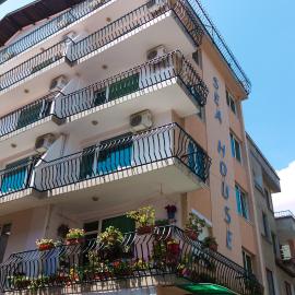 Sea House Guest House, хотел в Несебър