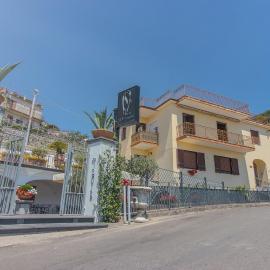 Pinguino B&B, hótel í Scala