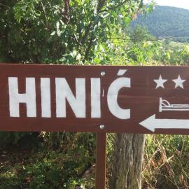 Apartment Hinic, hotel di Vrhovine