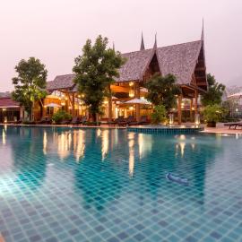 Naina Resort & Spa - SHA Extra Plus, hotel in Patong Beach