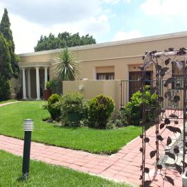 The Guest House Standerton, hotel Standerton városában 