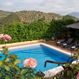 Casa Rural Cortijos San Jose, hotel a Iznájar