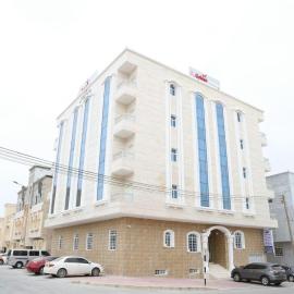 Golden Season Furnished Apartments 5, hotel di Salalah