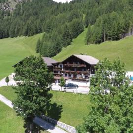 Ferienhof Oberer Gollmitzer, hotel v destinaci Heiligenblut