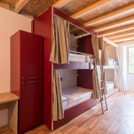 Hostel Antique, hotel sa Pula