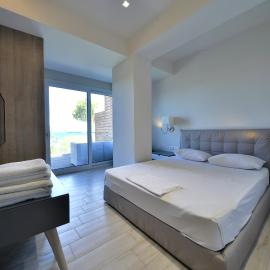 Hotel Kakanakos: Loutra Oraias Elenis'te bir otel