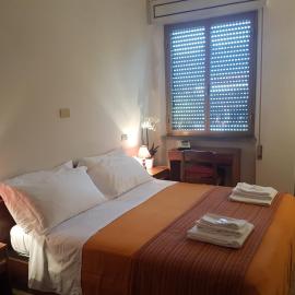 Albergo Smeraldo, hotel Castelnuovo Magrában