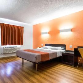 Motel 6-Long Beach, CA - International City
