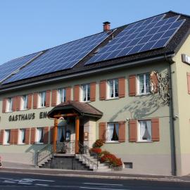 Hotel Gasthaus Engel Luttingen, hotel en Laufenburg