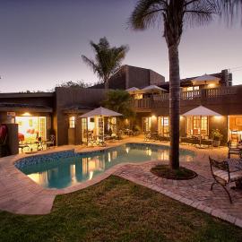 Baruch Guesthouse on Lovell, hotel di Stellenbosch