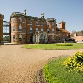 Oakley Hall Hotel, hotel v destinaci Basingstoke