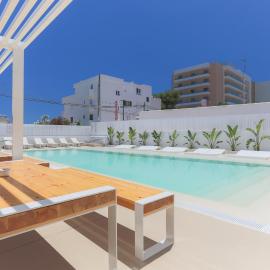 White Apartments - Adults Only – hotel w mieście Ibiza