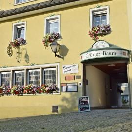 Hotel Grüner Baum, hotel Nailában