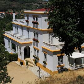 Camping Lamego Douro Valley, hotel v destinácii Lamego