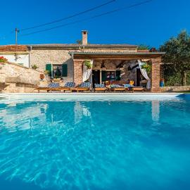 Villa Sisman-Spa Villa