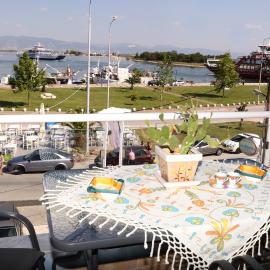 Athina Luxury Apartment, hotel in Keramoti