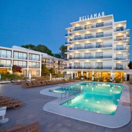 Bellamar Hotel Beach & Spa، فندق في سان أنطونيو