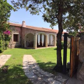 Villa La Quercia - Capriccioli, hotel a Abbiadori