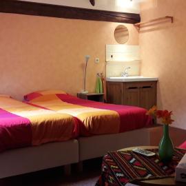 Bed & Breakfast Onder Dak, hotel a Scharmer
