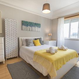 Charming 4PAX Marquês Flat by LovelyStay، فندق في لشبونة