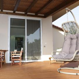 Artemis Suites, hotel a Romanu