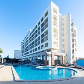 코스타 다 카파리카에 위치한 호텔 TRYP by Wyndham Lisboa Caparica Mar