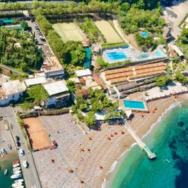 Hotel Le Axidie, khách sạn ở Vico Equense