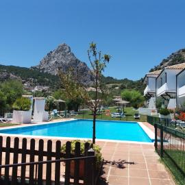 Villa Turística de Grazalema, viešbutis mieste Grazalema