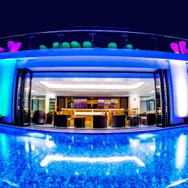 Royal Quang Binh Hotel, ξενοδοχείο σε Ντονγκ Χόι