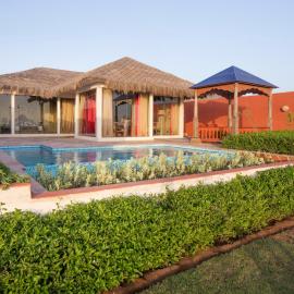 Serena Beach Resort, hotel em Mandvi