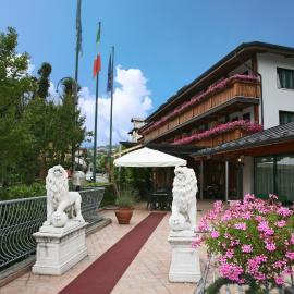 Viesnīca Hotel Centro Benessere Gardel pilsētā Arta Terme