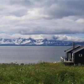 Arctic FjordCamp, hotel em Burfjord