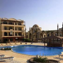 Apartment at Palm Beach Piazza