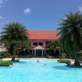 Armonia Village Resort and Spa, hotell i Chumphon