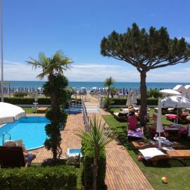 Hotel Universo, hotel in Lido di Jesolo