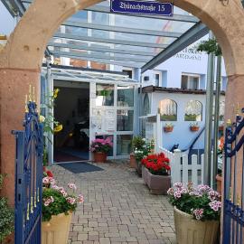 Regenbogen-Appartement, hotel in Bad Krozingen