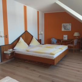 Hotel Elxleben, hótel í Elxleben