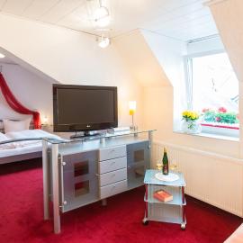 Moselromantik-Hotel zum Löwen, viešbutis mieste Edigeris-Eleris