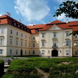 Zámek Napajedla, hotel v mestu Napajedla
