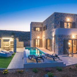 Gregory Luxury Villa by Cretevasion