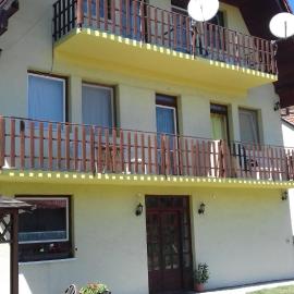 Apartmanhaz Balatonfenyves, hotel i Balatonfenyves