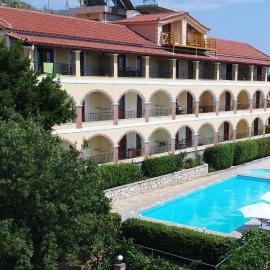 Apart-Hotel Llazari, hotel in Himare