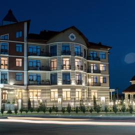 Shato Hotel ШАТО, hotel i Chervonograd