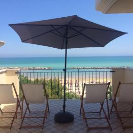 Hotel Capital, ξενοδοχείο σε Cupra Marittima